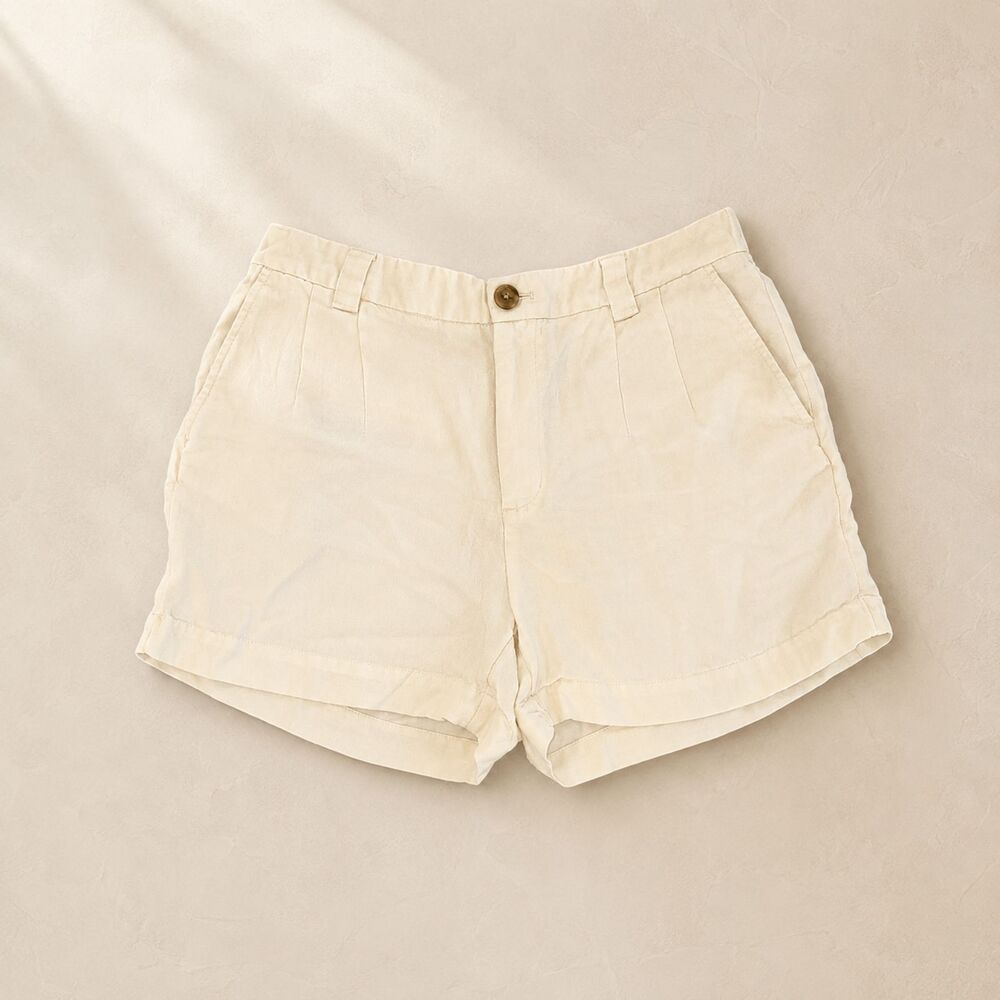 A New Day Womens Ivory White Casual Shorts Size 12 Elastic Back Waist Cuffed
